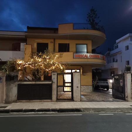 Casa Carmelo Apartment Ница ди Сицилия Екстериор снимка